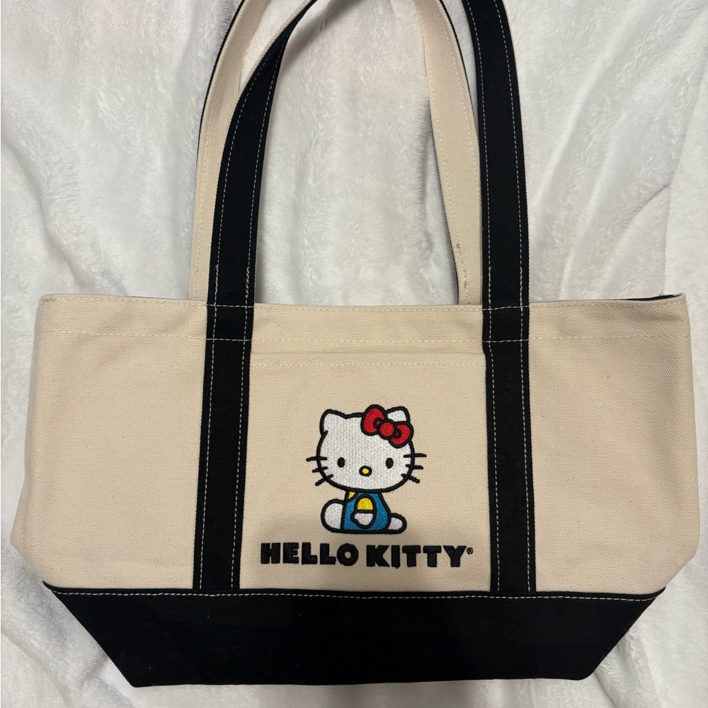 BAGGU Hello Kitty Tote